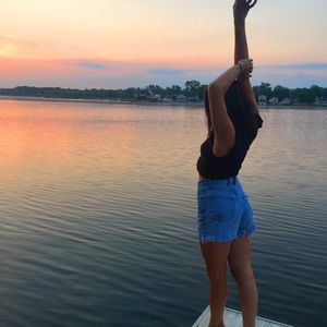 Summer ripped jean shorts